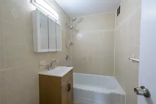 610 Waring Ave, Bronx, NY 10467 - Photo 6