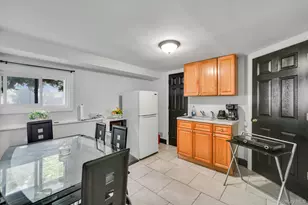 83 Chapel Hill Dr, Brentwood, NY 11717 - Photo 18