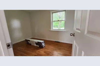 344 Elm Road W, Mastic Beach, NY 11951 - Photo 10