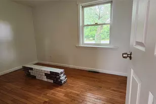 344 Elm Rd W, Mastic Beach, NY 11951 - Photo 10