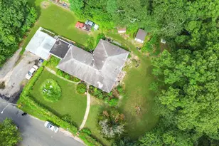 180 Baiting Place Rd, Farmingdale, NY 11735 - Photo 4