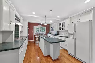 38 Van Buren St, Pearl River, NY 10965 - Photo 4