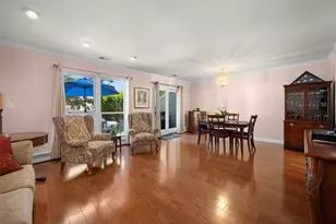 100 Baker Ct, Island Park, NY 11558 - Photo 18