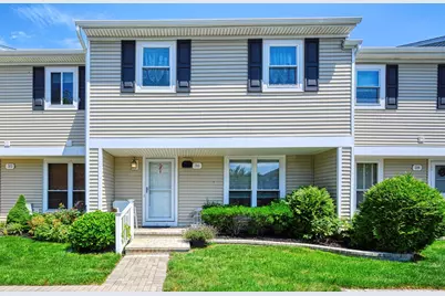 100 Baker Court #36, Island Park, NY 11558 - Photo 1