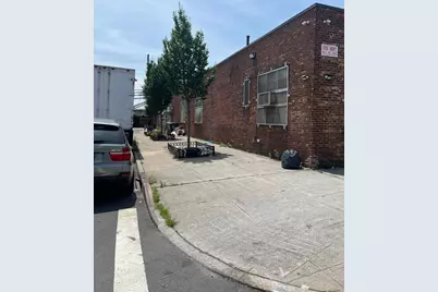 17832 93rd Avenue, Jamaica, NY 11433 - Photo 2