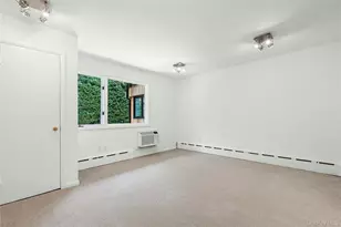 1160 Greacen Point Rd, Mamaroneck, NY 10543 - Photo 24