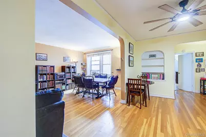 118-11 84th Avenue #415, Kew Gardens, NY 11415 - Photo 6