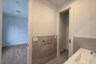 65 Page Ln, Westbury, NY 11590 - Photo 22