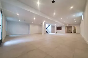 65 Page Ln, Westbury, NY 11590 - Photo 36