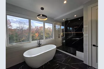 65 Page Lane, Westbury, NY 11590 - Photo 12