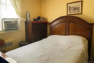 131-31 234th St, Rosedale, NY 11422 - Photo 2