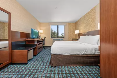 18331 Horace Harding Expressway, Fresh Meadows, NY 11365 - Photo 32