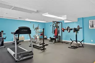 175 Maple Ave, Westbury, NY 11590 - Photo 22