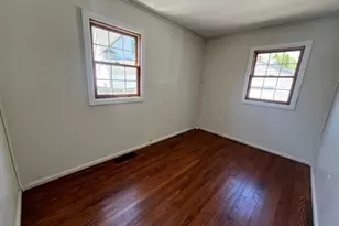 4 Harold St, Port Jervis, NY 12771 - Photo 8