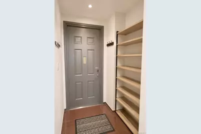 8827 53 Rd Avenue #2R, Elmhurst, NY 11373 - Photo 8
