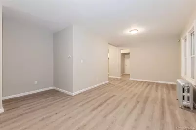 194-56 Murdock Avenue, Saint Albans, NY 11412 - Photo 12