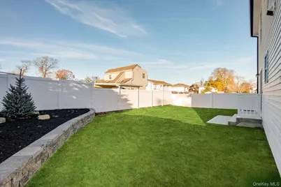 203 Sheffield Avenue, West Babylon, NY 11704 - Photo 20