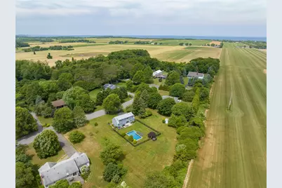 1030 Horseshoe Drive, Cutchogue, NY 11935 - Photo 2