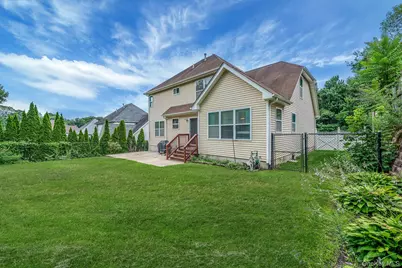 11 Gladysz Way, Port Jefferson, NY 11777 - Photo 4