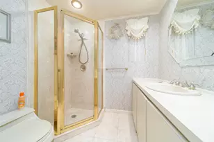 145-67 5th Ave, Whitestone, NY 11357 - Photo 18