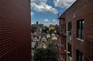 87-20 175th St, Jamaica, NY 11432 - Photo 4