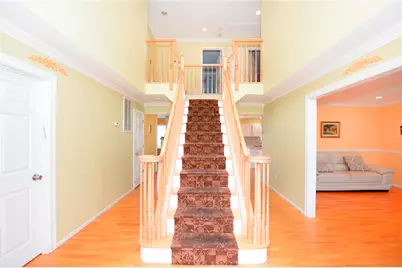 47 Red Schoolhouse Road, Chestnut Ridge, NY 10977 - Photo 12