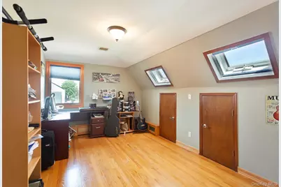 183-19 69th Avenue, Fresh Meadows, NY 11366 - Photo 18