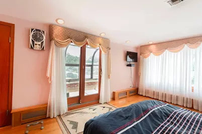 183-19 69th Avenue, Fresh Meadows, NY 11366 - Photo 14