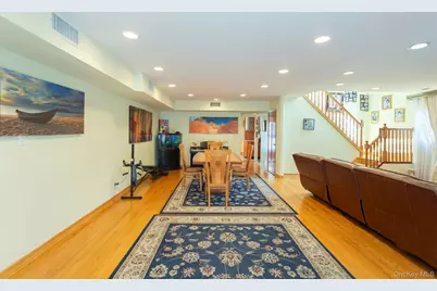 183-19 69th Avenue, Fresh Meadows, NY 11366 - Photo 6