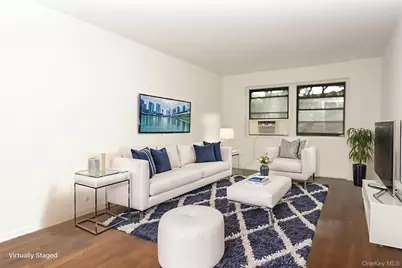 118-66 Metropolitan Avenue #6J, Kew Gardens, NY 11415 - Photo 6