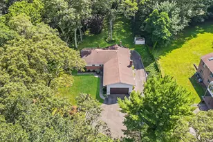 203 Deer Pk Rd, Dix Hills, NY 11746 - Photo 18