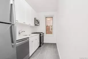 2166 Bronx Park East St, Bronx, NY 10462 - Photo 16