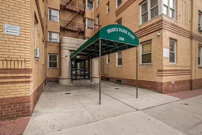 2166 Bronx Park East Street #6J, Bronx, NY 10462 - Photo 1