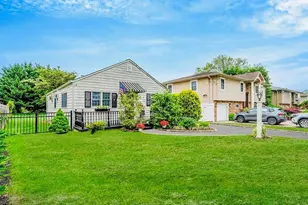 24 Lowerre St, Babylon, NY 11702 - Photo 2