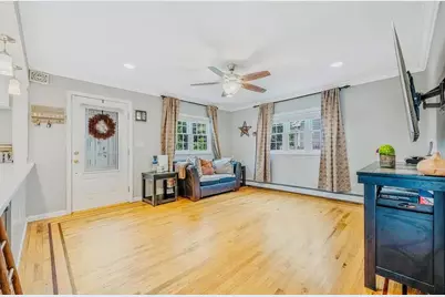 24 Lowerre Street, Babylon, NY 11702 - Photo 12