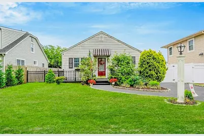 24 Lowerre Street, Babylon, NY 11702 - Photo 1