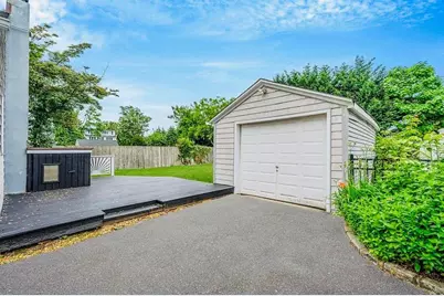 24 Lowerre Street, Babylon, NY 11702 - Photo 22