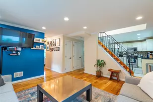 92 Manor Dr, Great Neck, NY 11020 - Photo 14