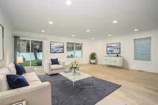 13 Dunes Ln, Port Washington, NY 11050 - Photo 8