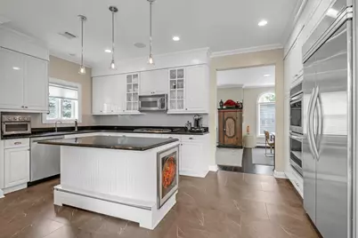 155 Eagle Crest, Port Washington, NY 11050 - Photo 10