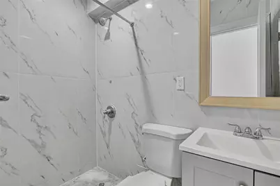 139-22 95 Avenue, Jamaica, NY 11435 - Photo 12