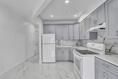 139-22 95 Avenue, Jamaica, NY 11435 - Photo 18