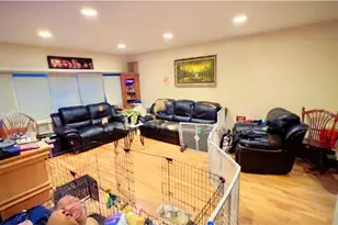 145 Dartmouth Dr, Hicksville, NY 11801 - Photo 4