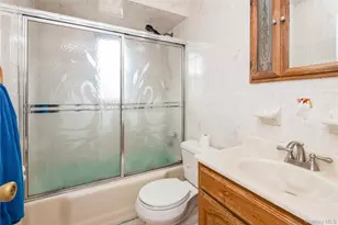 815 Sunshine Ave, West Hempstead, NY 11552 - Photo 14