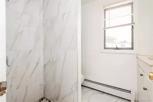 815 Sunshine Ave, West Hempstead, NY 11552 - Photo 16