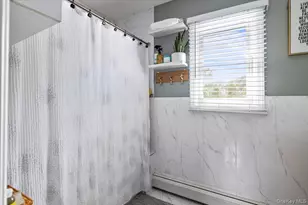 154 MacArthur Blvd, Hauppauge, NY 11788 - Photo 12