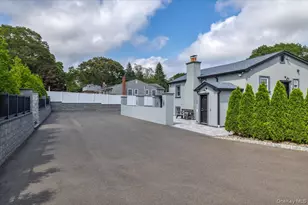 154 MacArthur Blvd, Hauppauge, NY 11788 - Photo 24