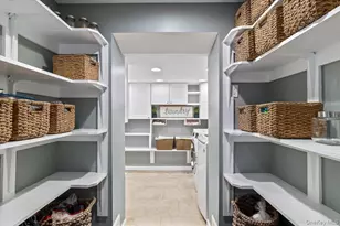 154 MacArthur Blvd, Hauppauge, NY 11788 - Photo 18