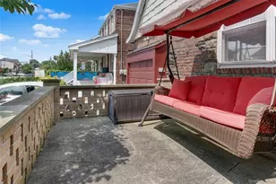 428 Beach 131st St, Rockaway Park, NY 11694 - Photo 4