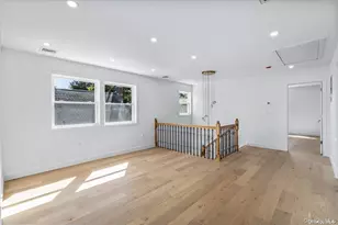 23 Flower Ln, New Hyde Park, NY 11040 - Photo 10